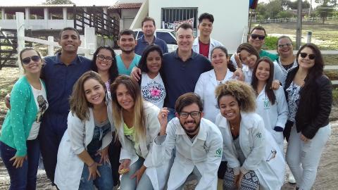 PROFESSOR DO PPGBA REALIZA AULA PRÁTICA COM A COLABORAÇÃO DE DOUTORANDOS DO PPGBA- INTEGRAÇÃO ENSINO GRADUAÇÃO E PÓS-GRADUAÇÃO